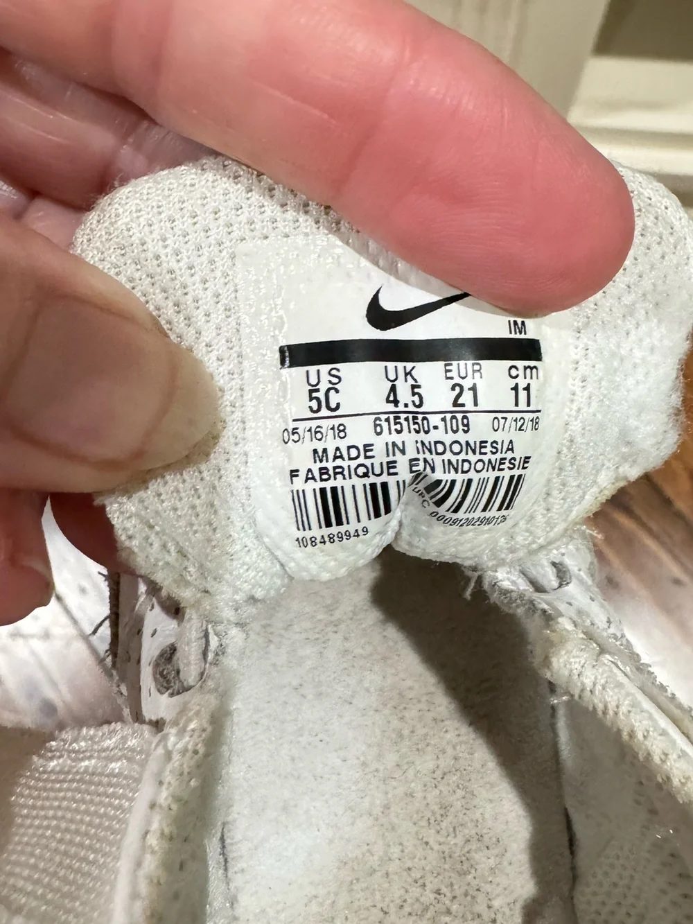 Toddler Nike Tennis Shoes Size 5